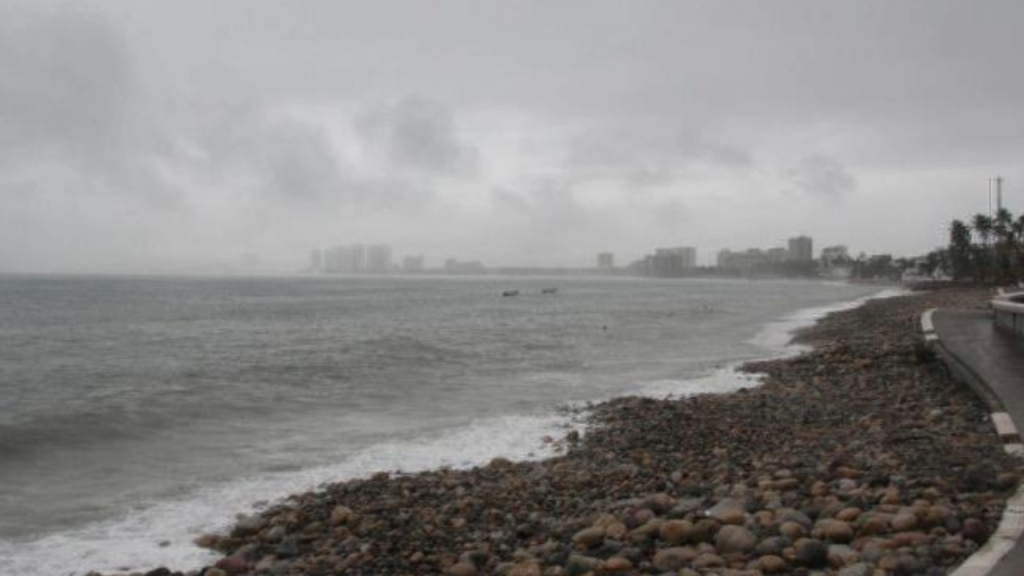 Tropical Storm Ileana to Bring Heavy Rain and Flooding to Arizona This Weekend!